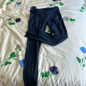 Lululemon Navy Blue leggings